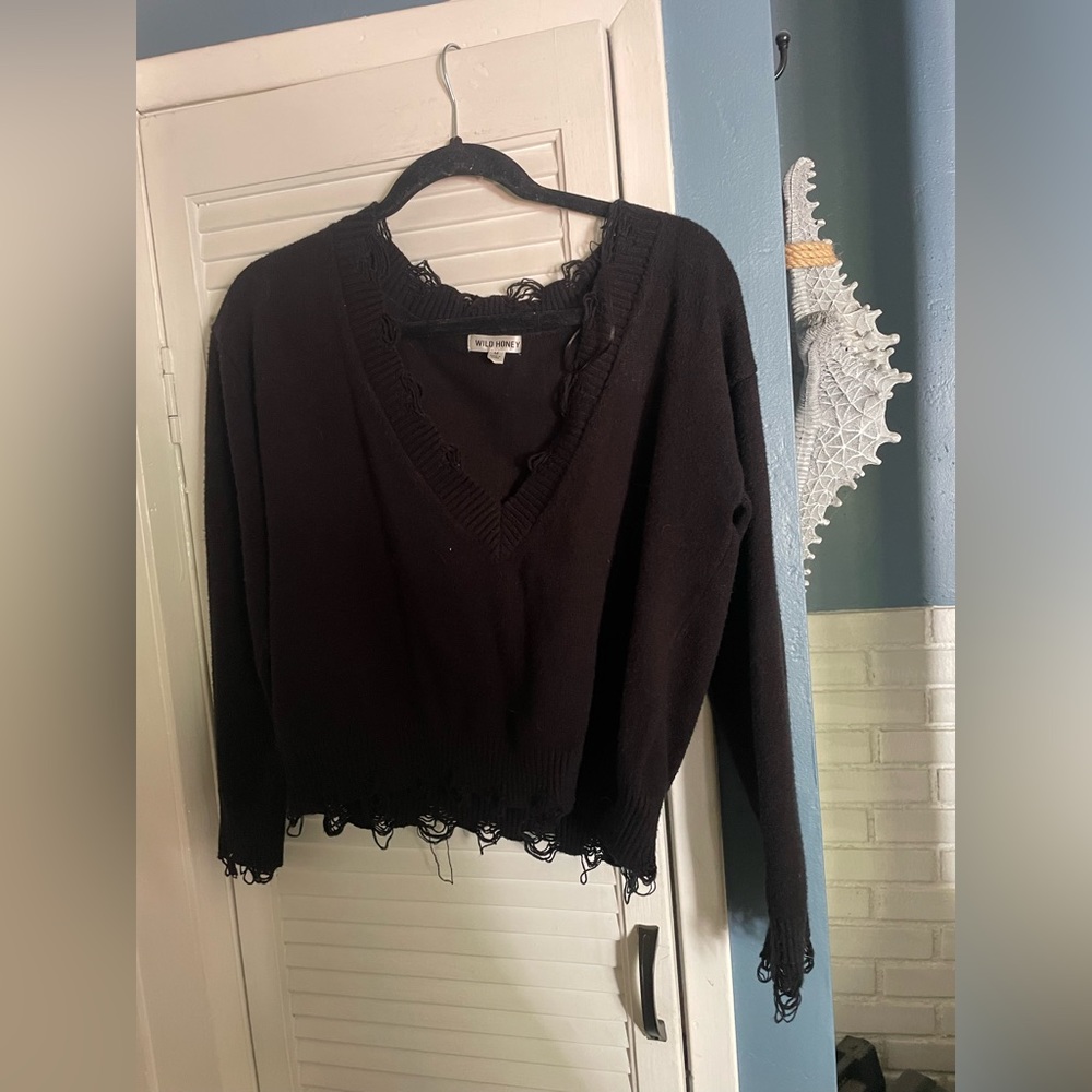Wild honey black sweater